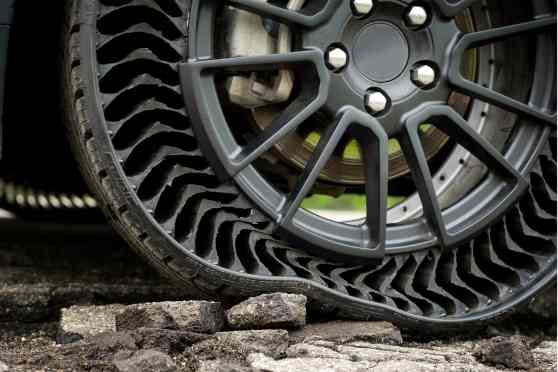 Coming soon: You don't need air with Michelin's new tire image