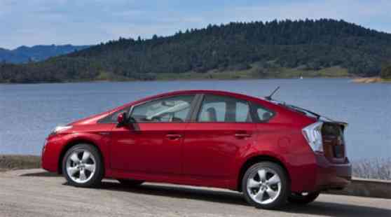 Toyota Motor Philippines issues recall for the Prius image