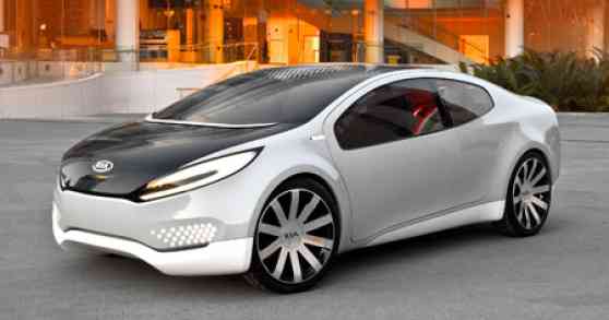 Kia Motors debuts 'Ray' plug-in hybrid concept in Chicago image