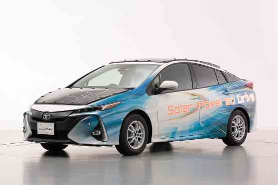 Toyota is working on a solar-powered Prius image