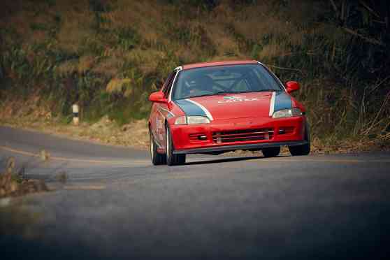 Caltex powered this 28-year old car to a Guinness World Record image