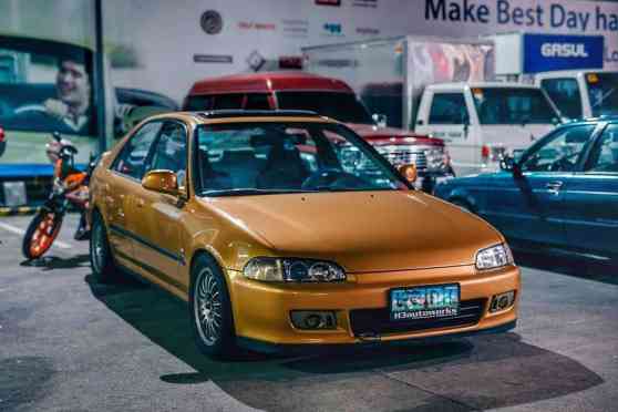 Help a friend out, get a chance to win a Honda Civic EG or SiR image