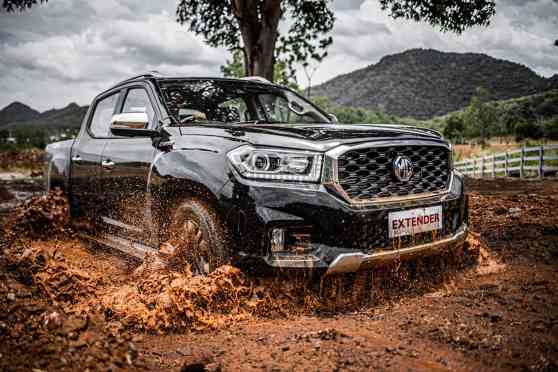 MG Extender wants to pick a fight with Hilux, D-Max image