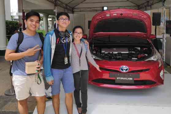 Toyota shows DLSU students benefits of hybrid electric vehicles image