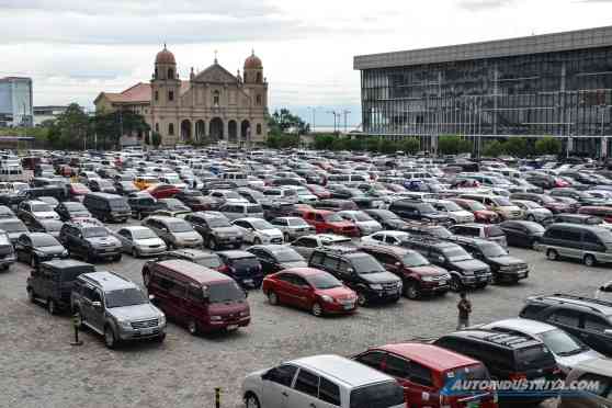 Zamora to land owners: Get tax breaks if you convert them to parking lots image