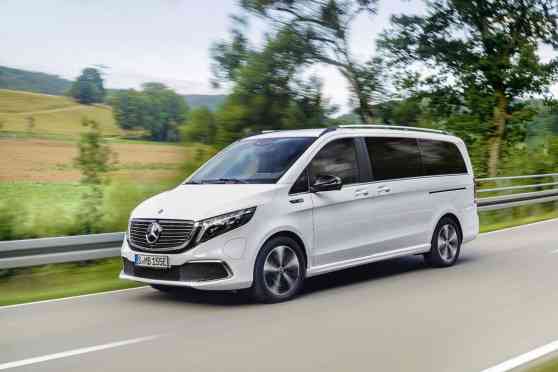 2020 EQV is Mercedes-Benz's new electric minivan image