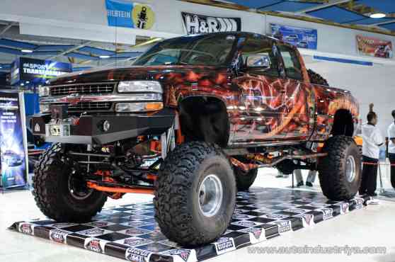 2006 Custom Car and Sport Truck Show image