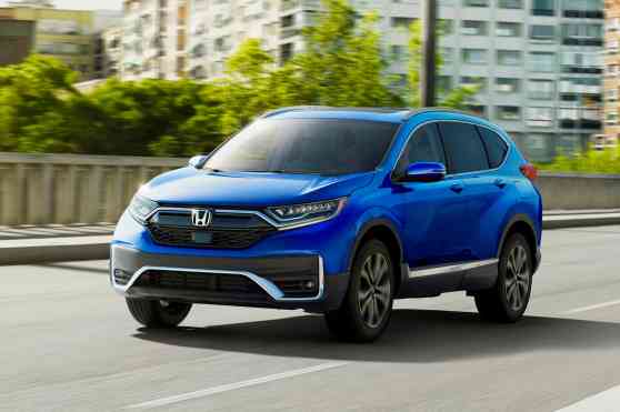 You're looking at the refreshed 2020 Honda CR-V image