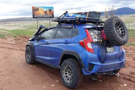 Filipino enthusiast builds a Honda that's Fit for off-road image