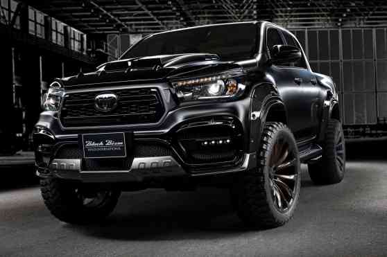 Check out this wicked Wald bodykit for the Toyota Hilux image