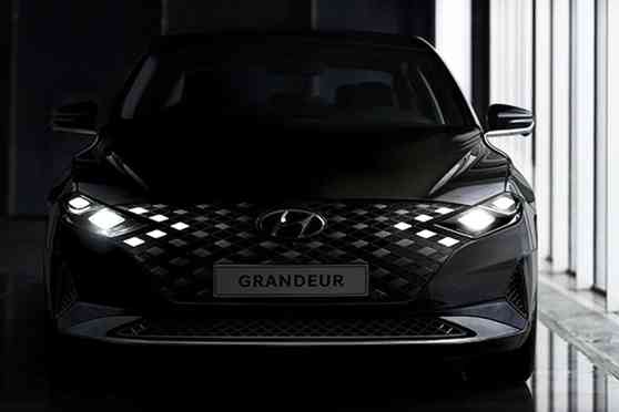 Hyundai Azera shows off &ldquo;sensuous sportiness&rdquo; with a facelift image