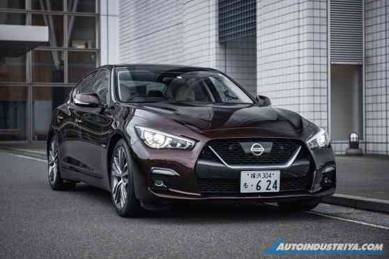 Nissan let us drive a Skyline that can drive itself image