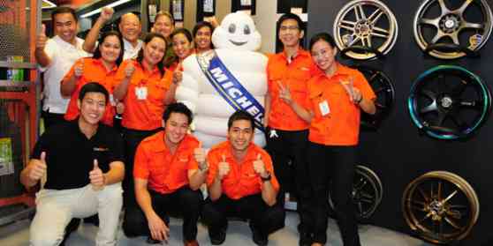 TireDepot opens its doors to mall customers image