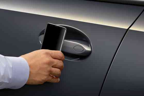 Unlock your BMW even with a dead phone with Digital Key 2.0 image
