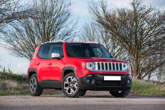 Jeep slashes Php 300,000 off of Renegade Limited this month image
