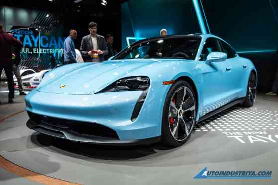 2020 Porsche Taycan 4S is proof EVs can be sexy image
