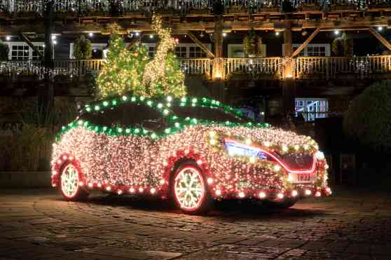 Nissan turns Leaf into a Christmas tree on wheels image