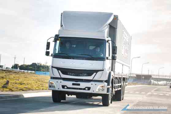 Truck Review: 2019 Fuso FJ 2528R Fruehauf Wing Van image
