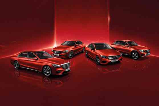 Get big discounts in the Mercedes-Benz 12 Days of Christmas Promo image