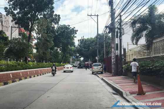 DPWH finishes repairs of Don A. Roces Avenue in Quezon City image