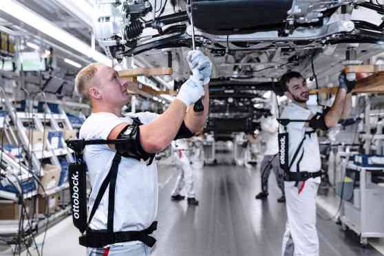 Audi wants to ease the burden from their workers with exoskeletons image