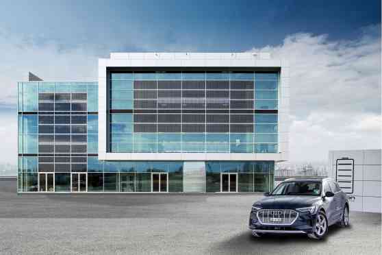 Audi sets up brand experience center in BMW's home airport image