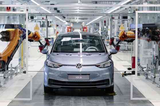 Volkswagen to premiere 34 new models in 2020 image