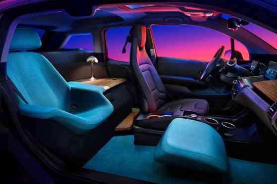 Enjoy some R&R inside the BMW i3 Urban Suite Concept image