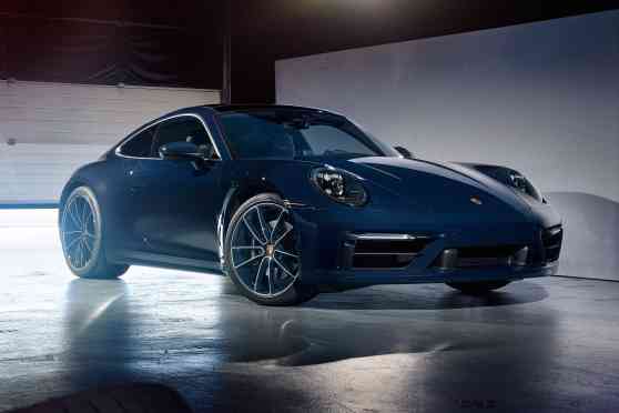 This special Porsche 911 is a tribute to racing legend Jacky Ickx image