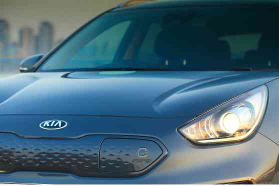 Kia to reorganize as a mobility company, to have 11 EVs by 2025 image