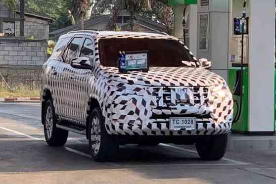 Spied: Facelifted Toyota Fortuner coming soon image