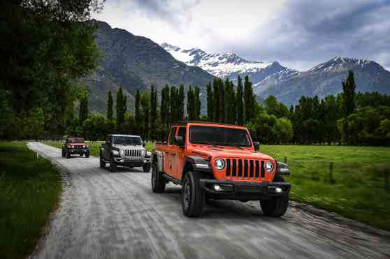 First Drive: 2020 Jeep Gladiator pick-up is functionally entertaining image