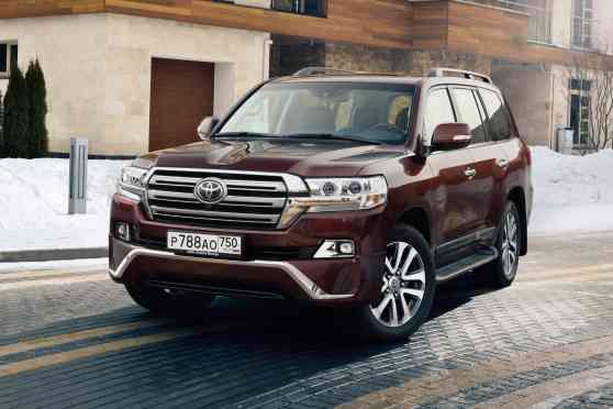 New Toyota Land Cruiser coming August 2020 with hybrid power? image