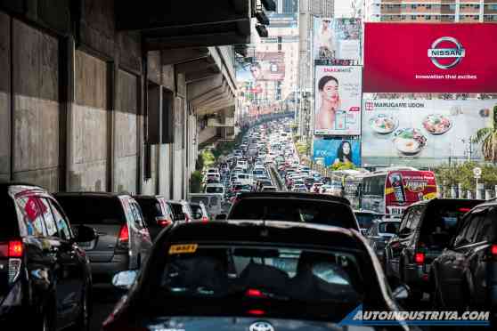 DPWH: EDSA traffic to improve 20-30% by mid-2020 image