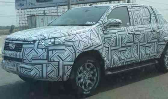 Spied: Camouflaged 2020 Toyota Hilux spotted testing image