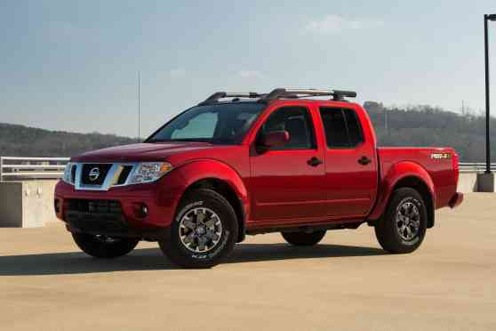 Apparently Nissan still makes D40 Frontier with a 310 horsepower V6 image
