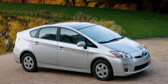 Worldwide Prius Sales Top 2-million Mark image