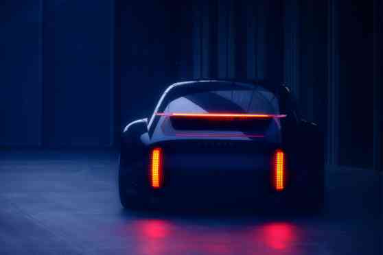 Hyundai's new EV concept reminds us of a Porsche 911 image