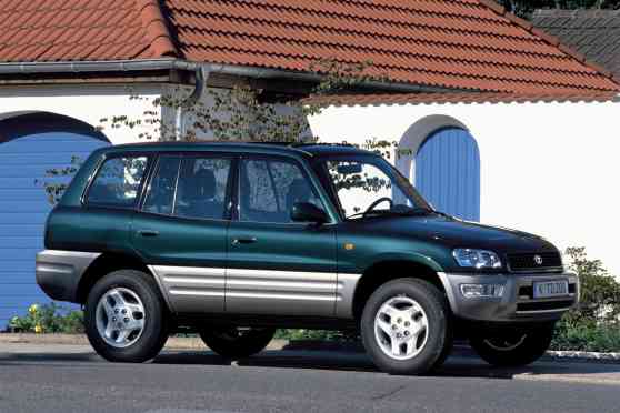 1,157 Toyota RAV4 units in PH need to have airbags replaced image