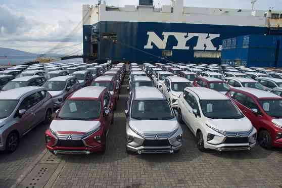 DTI wants to protect local-made cars against CBU imports image