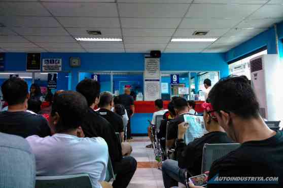 LTO to roll out 10-year driver's licenses in 2021 image