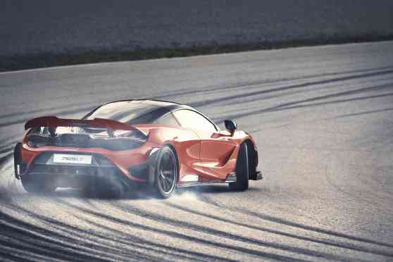 2020 McLaren 765LT adds length to 'Longtail' lineup image