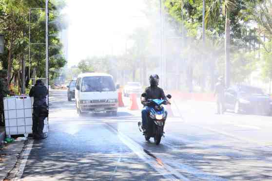 Disinfecting stations on major highways aim to curb virus image