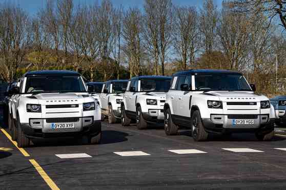 Land Rover deploys new Defender to International Red Cross image