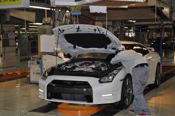Nissan scaling down Japan production due to pandemic image