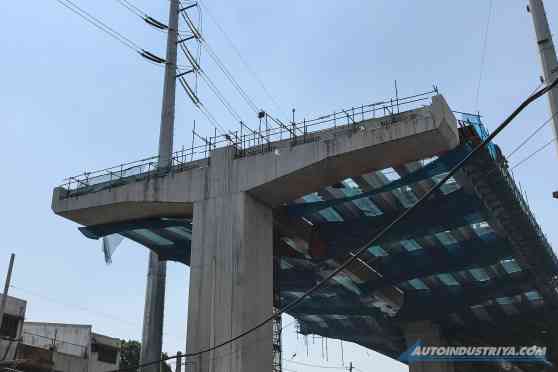 DPWH has stopped all infrastructure construction in Luzon image