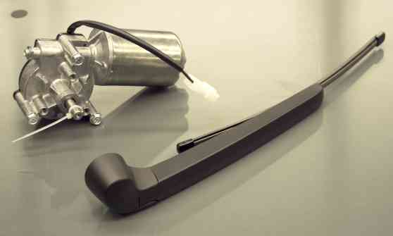 Spanish automaker SEAT is using wiper motors to build ventilators image