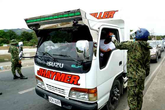 Gov't puts up dedicated checkpoints for cargo trucks image