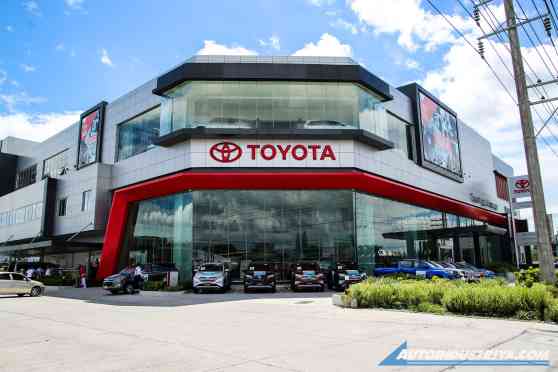 Social distancing will be new normal at all Toyota PH dealers image