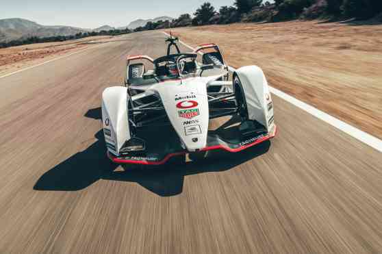 Porsche to use Formula E for development of next gen sports cars image